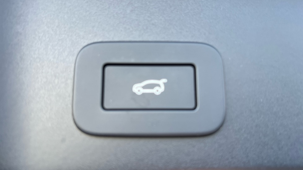 Used Land Rover Range Rover Evoque 2025 for sale - 76393742: Photo 38