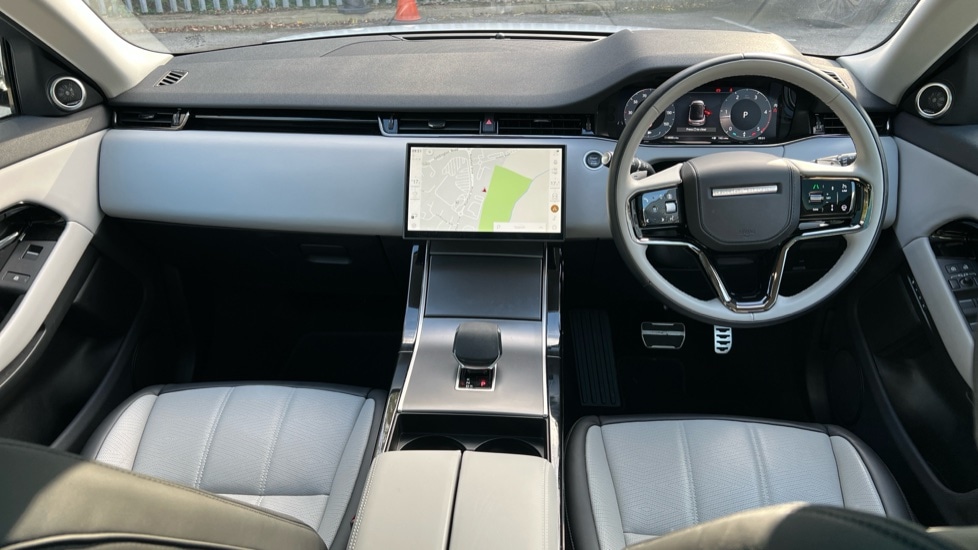 Used Land Rover Range Rover Evoque 2025 for sale - 76393742: Photo 9