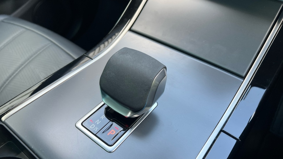 Used Land Rover Range Rover Evoque 2025 for sale - 76145881: Photo 13