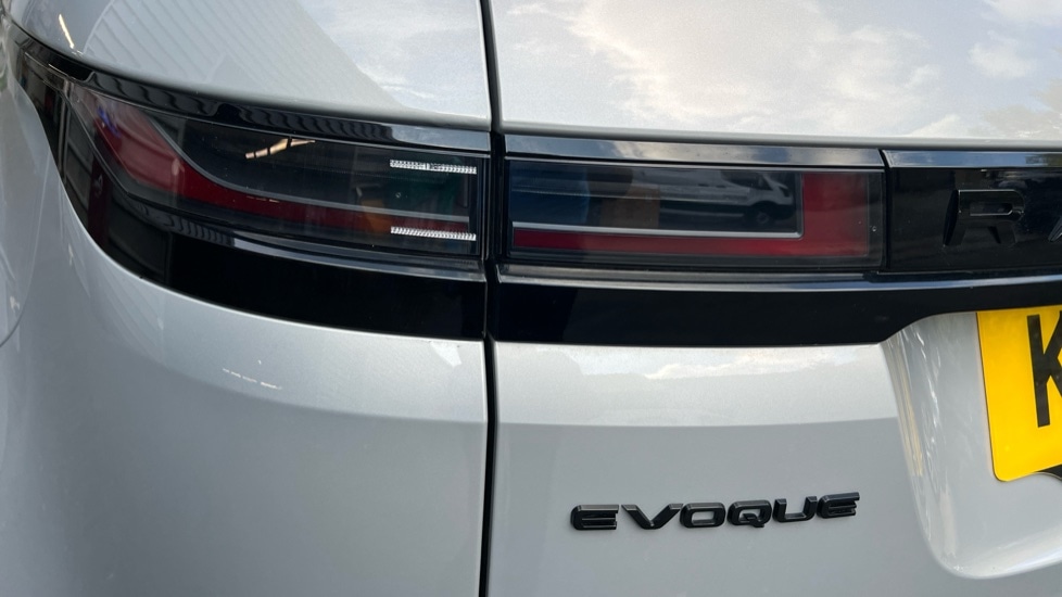 Used Land Rover Range Rover Evoque 2025 for sale - 76145881: Photo 19