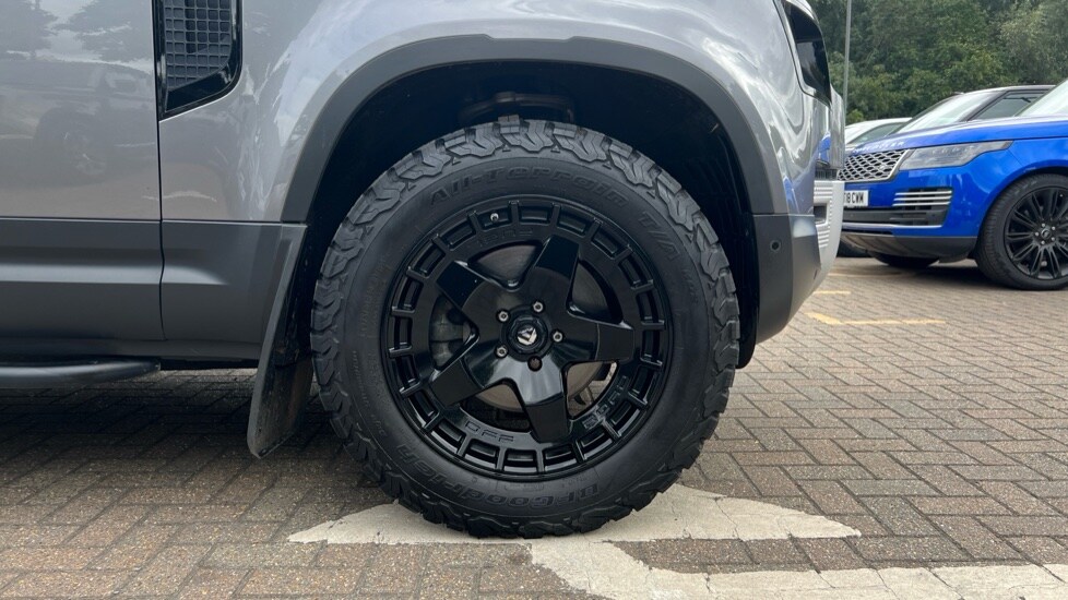 Vehicle 33