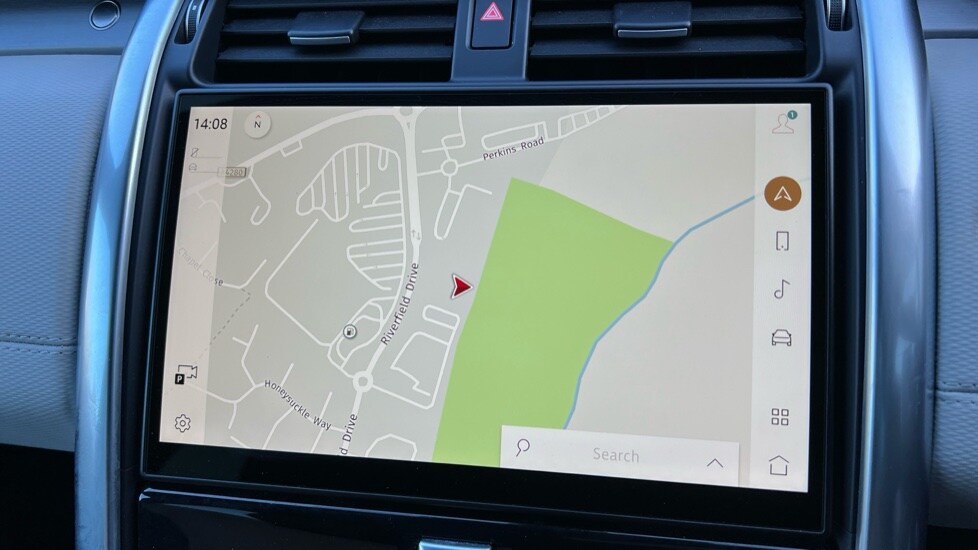 Used Land Rover Discovery 2023 for sale - 76033934: Photo 11