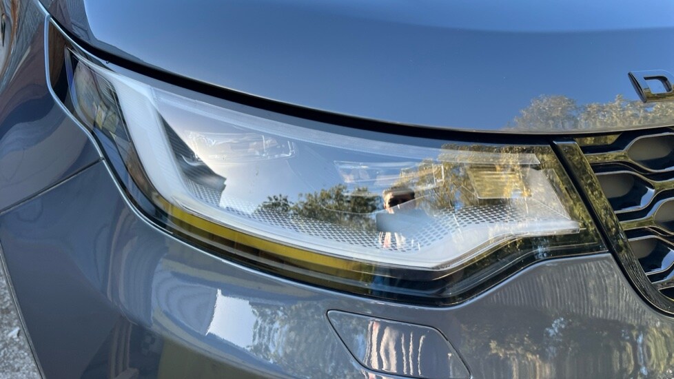 Used Land Rover Discovery 2023 for sale - 76033934: Photo 17