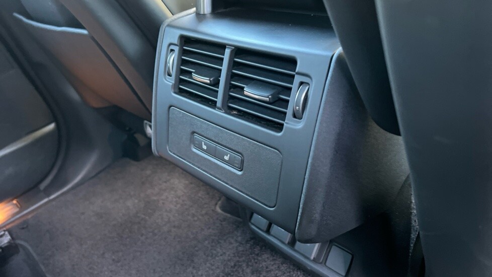 Used Land Rover Discovery 2023 for sale - 76033934: Photo 18