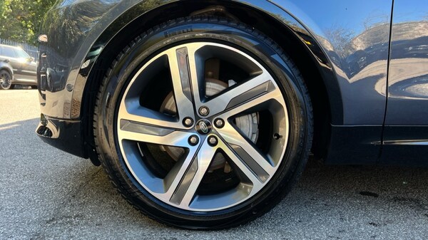 Used Land Rover Discovery 2023 for sale - 76033934: Photo 31