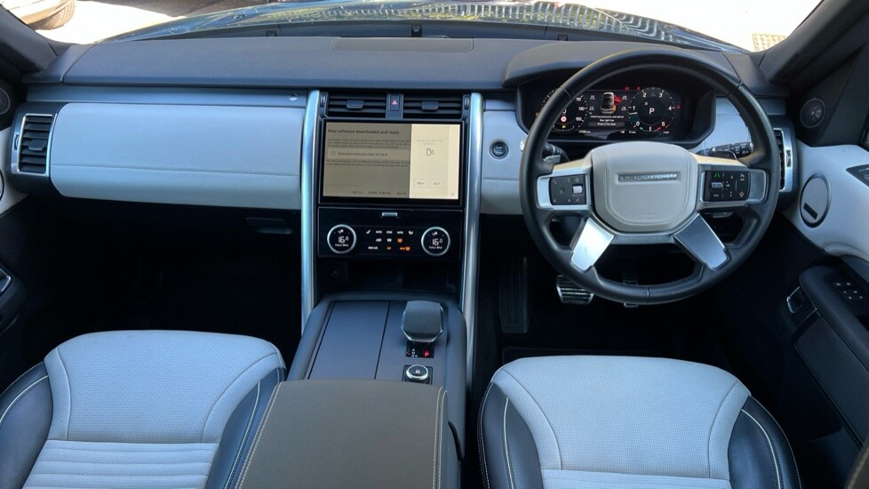 Used Land Rover Discovery 2023 for sale - 76033934: Photo 9