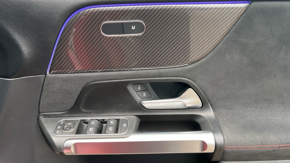 Used Mercedes-Benz GLB 2023 for sale - 77035810: Photo 30