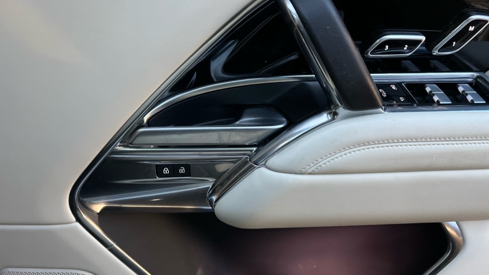 Used Land Rover Range Rover 2022 for sale - 77043007: Photo 45