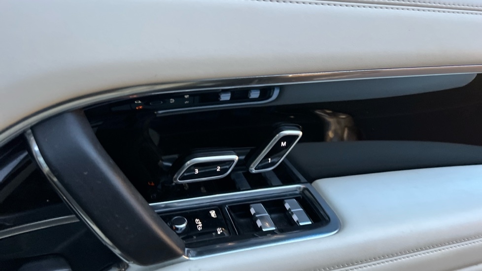 Used Land Rover Range Rover 2022 for sale - 77043007: Photo 46