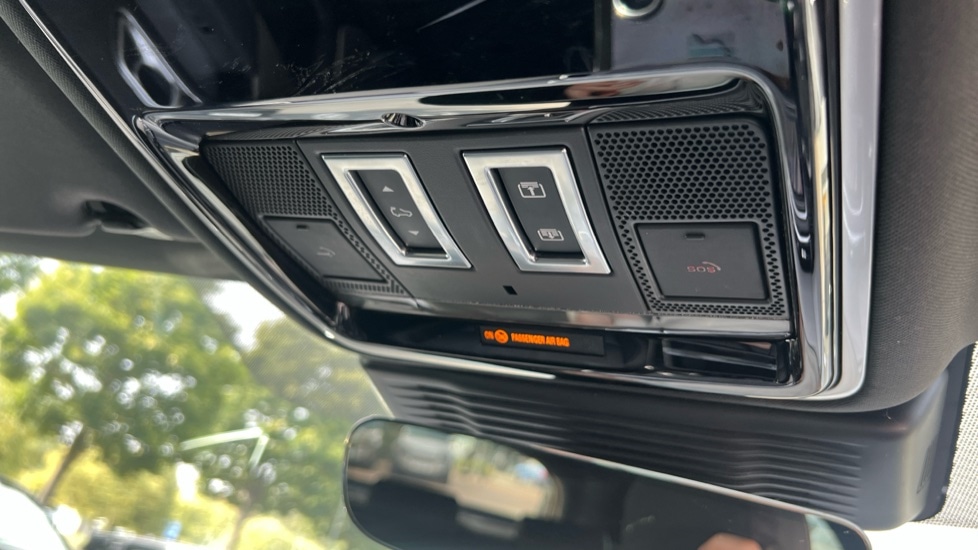 Used Land Rover Range Rover Velar 2022 for sale - 76176201: Photo 41