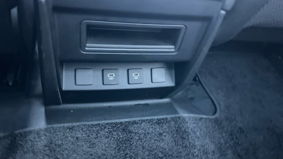 Used Land Rover Defender 2025 for sale - 76704288: Photo 39