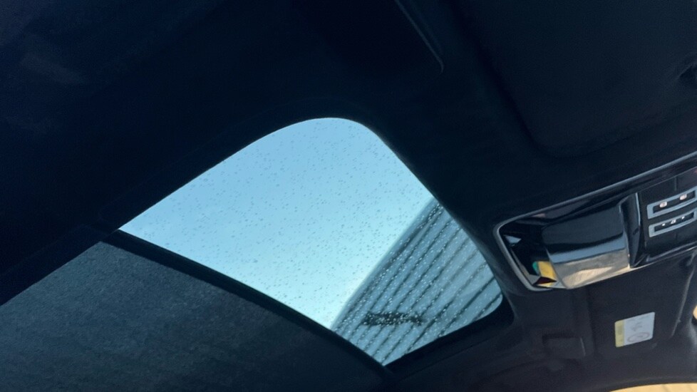 Used Land Rover Range Rover Velar 2025 for sale - 77010248: Photo 21