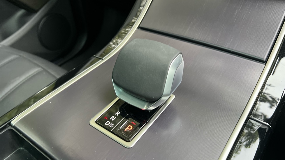 Used Land Rover Range Rover Evoque 2025 for sale - 76244451: Photo 13