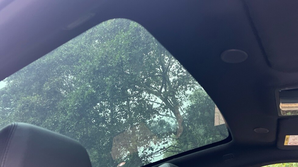 Used Land Rover Range Rover Evoque 2025 for sale - 76244451: Photo 21