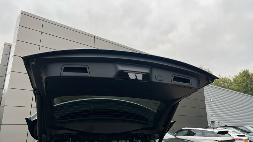 Used Land Rover Range Rover Evoque 2025 for sale - 76244451: Photo 36