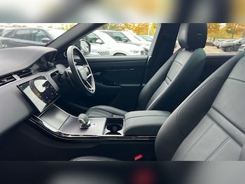 Used Land Rover Range Rover Evoque 2025 for sale - 76244451: Photo