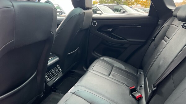 Used Land Rover Range Rover Evoque 2025 for sale - 76244451: Photo 4