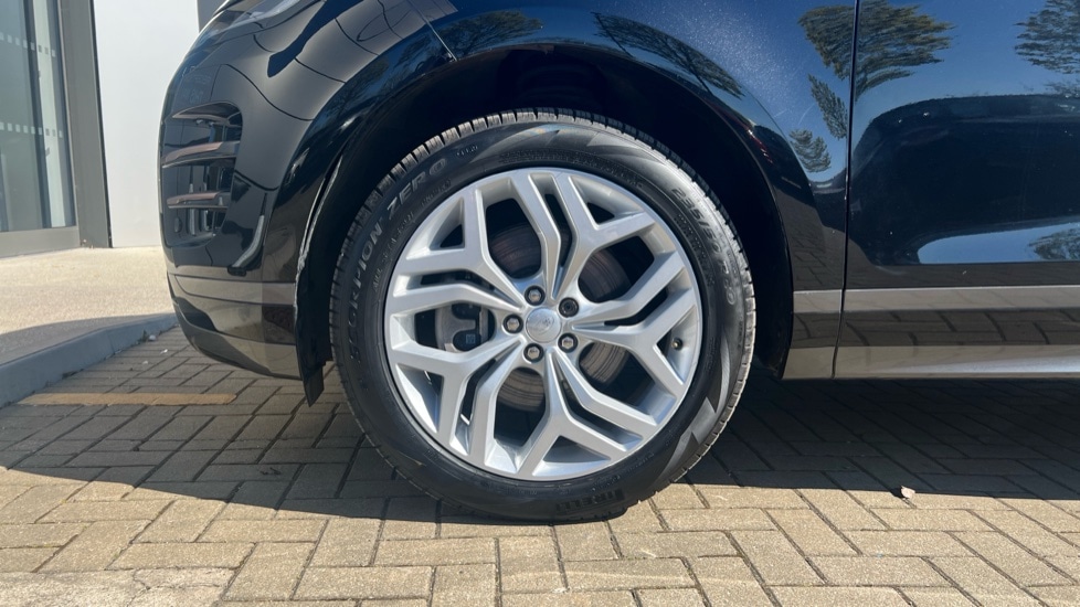 Used Land Rover Range Rover Evoque 2023 for sale - 76384554: Photo 31