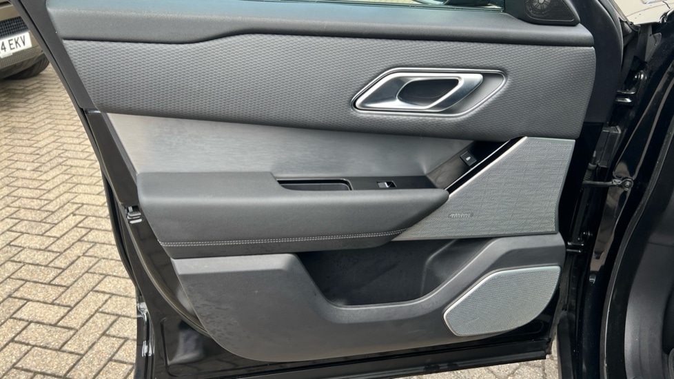 Used Land Rover Range Rover Velar 2022 for sale - 76447283: Photo 23