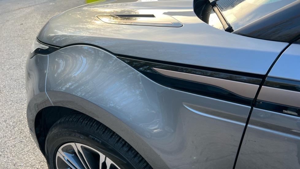 Used Land Rover Range Rover Evoque 2023 for sale - 76999481: Photo 20