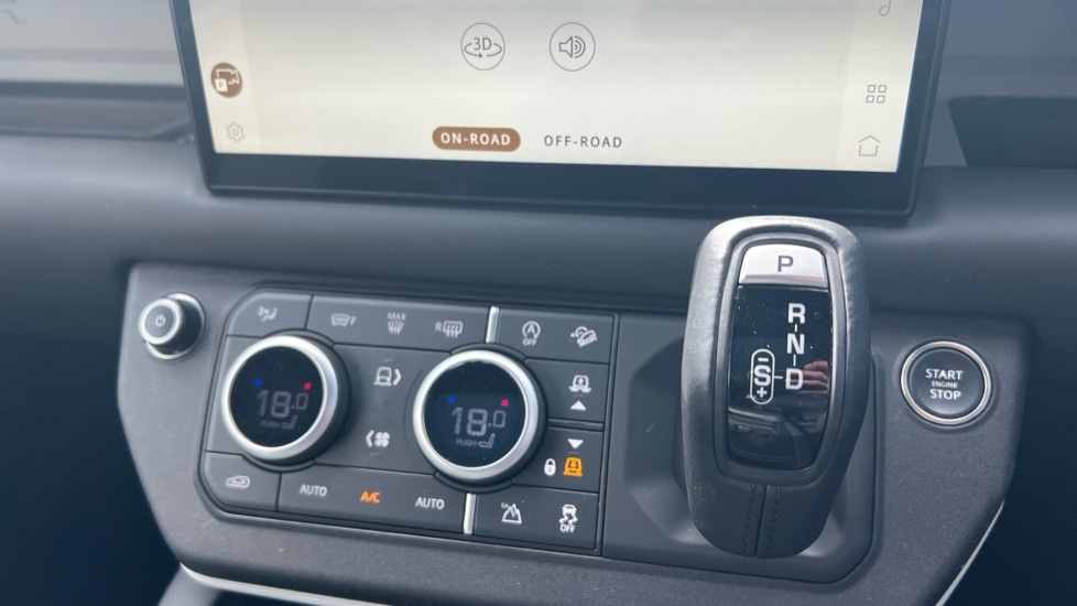 Used Land Rover Defender 2024 for sale - 76966806: Photo 14