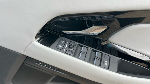 Used Land Rover Range Rover Evoque 2024 for sale - 76116843: Photo 40