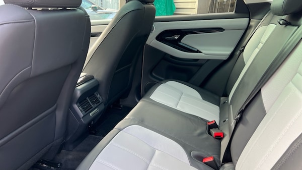 Used Land Rover Range Rover Evoque 2024 for sale - 76116843: Photo 4