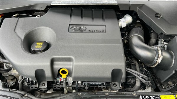 Used Land Rover Discovery Sport 2023 for sale - 76033620: Photo 28