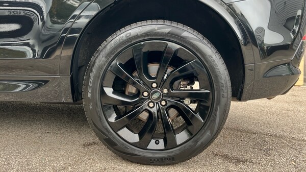 Used Land Rover Discovery Sport 2023 for sale - 76033620: Photo 31