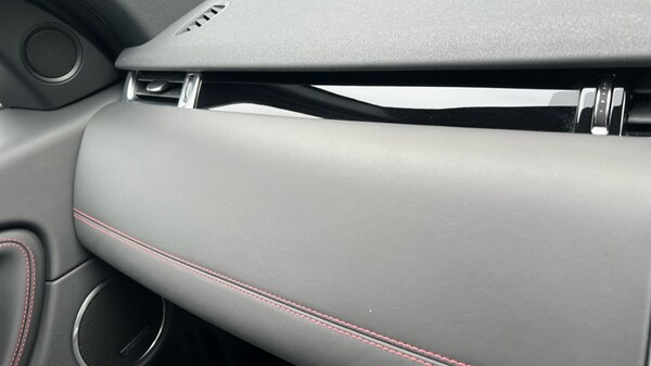 Used Land Rover Discovery Sport 2023 for sale - 76033620: Photo 33
