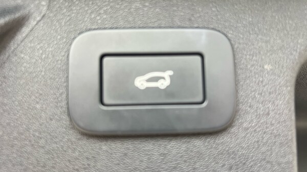 Used Land Rover Discovery Sport 2023 for sale - 76033620: Photo 36