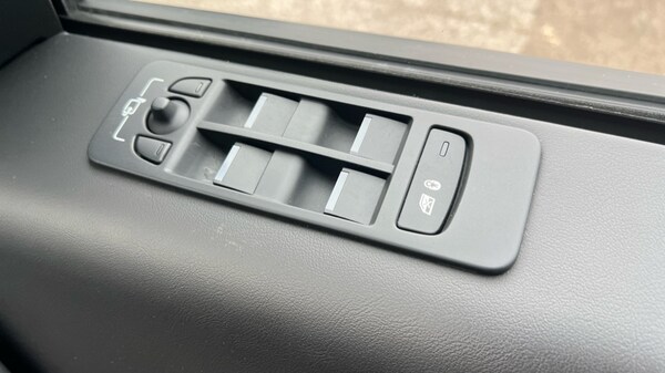 Used Land Rover Discovery Sport 2023 for sale - 76033620: Photo 48