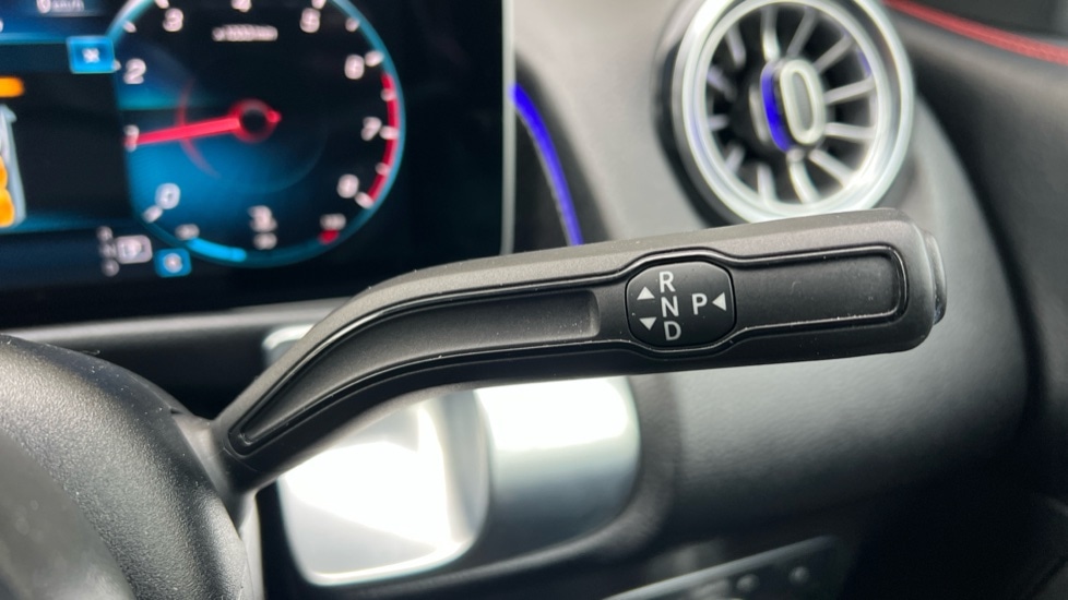 Used Mercedes-Benz GLB 2023 for sale - 76459107: Photo 29