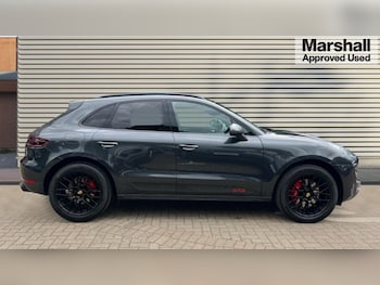 Used Porsche Macan 2018 for sale - 76203904: Photo 2