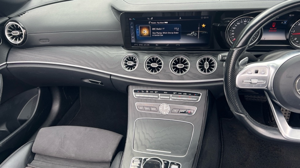 Used Mercedes-Benz E Class 2018 for sale - 76652441: Photo 12