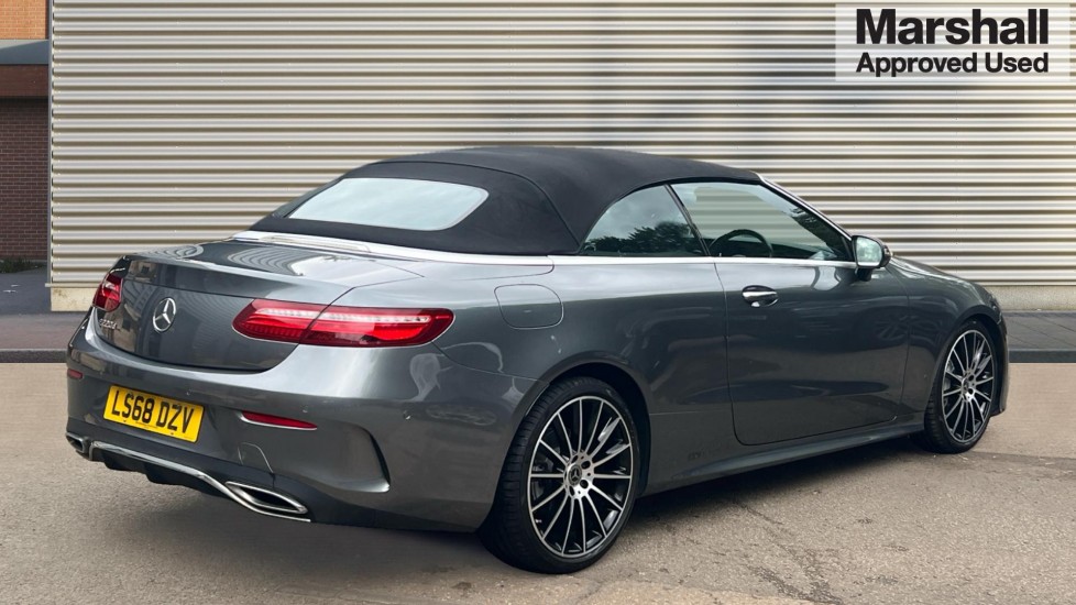 Used Mercedes-Benz E Class 2018 for sale - 76652441: Photo 3