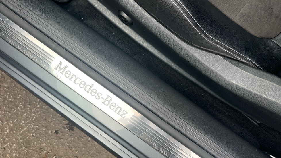 Used Mercedes-Benz E Class 2018 for sale - 76652441: Photo 37