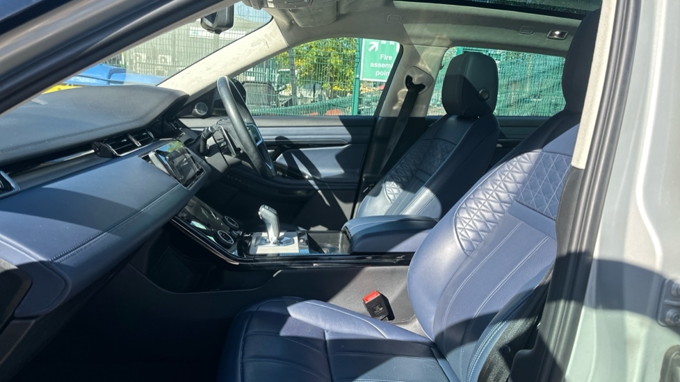 Used Land Rover Range Rover Evoque 2021 for sale - 76533823: Photo 3