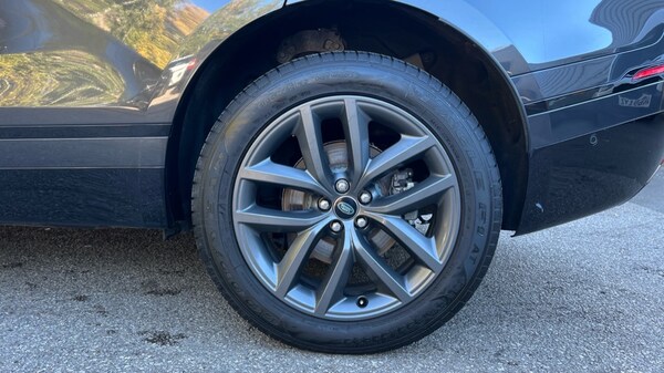 Used Land Rover Range Rover Velar 2023 for sale - 76265600: Photo 33