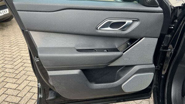 Used Land Rover Range Rover Velar 2022 for sale - 76302257: Photo 23