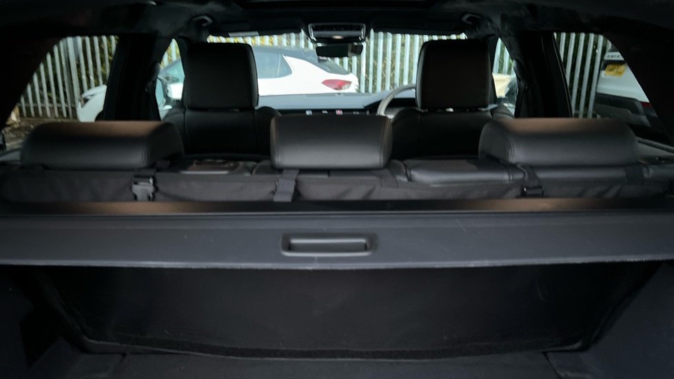 Used Land Rover Range Rover Velar 2025 for sale - 76749902: Photo 39