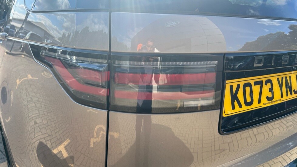 Used Land Rover Discovery 2024 for sale - 76540038: Photo 19