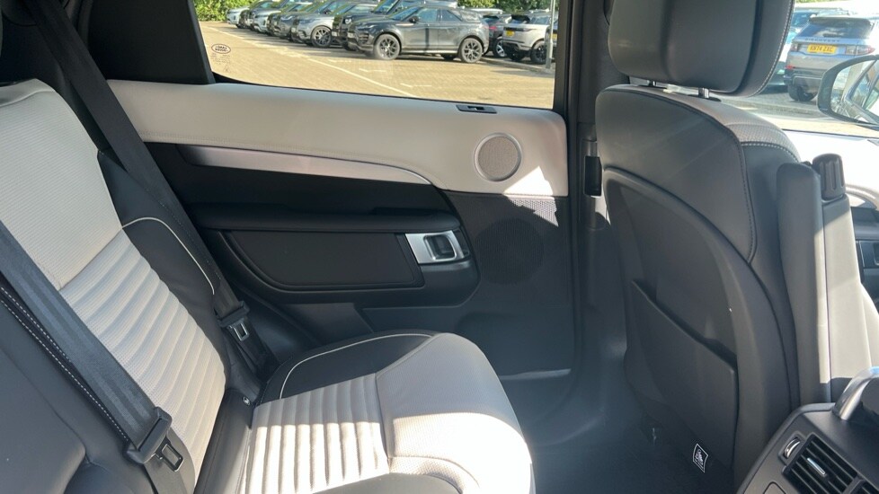 Used Land Rover Discovery 2024 for sale - 76540038: Photo 42