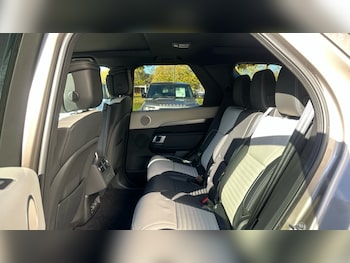 Used Land Rover Discovery 2024 for sale - 76540038: Photo