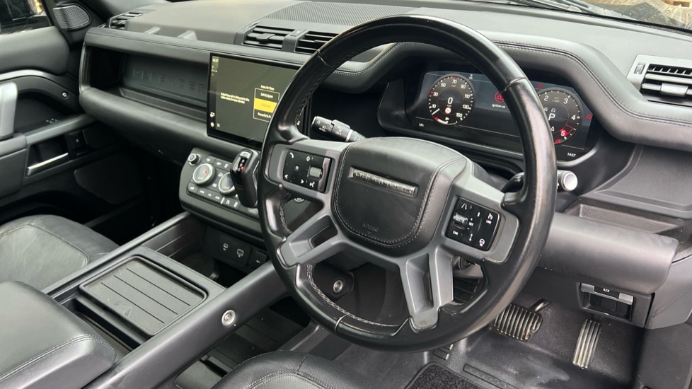 Used Land Rover Defender 2023 for sale - 76977938: Photo 28