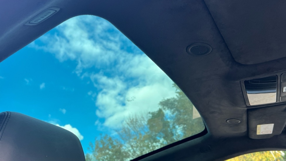 Used Land Rover Range Rover Evoque 2022 for sale - 76528874: Photo 21