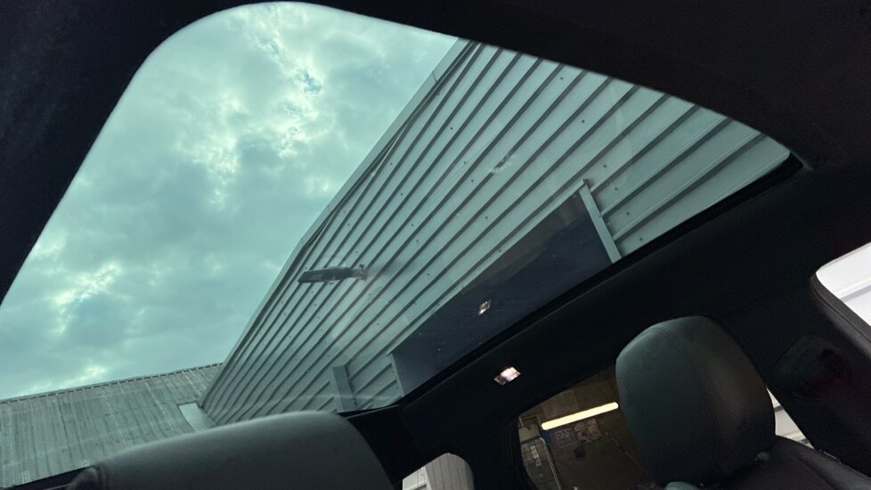 Used Land Rover Range Rover Evoque 2022 for sale - 76528874: Photo 42