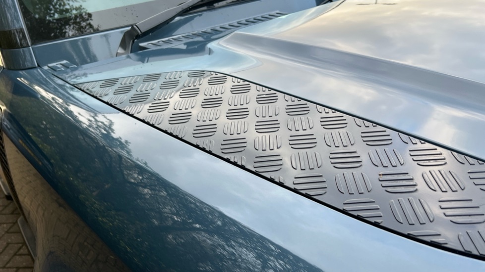 Used Land Rover Defender 2025 for sale - 76704344: Photo 23