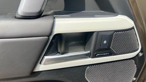 Used Land Rover Defender 2024 for sale - 75466187: Photo 23