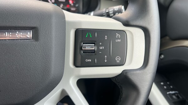 Used Land Rover Defender 2024 for sale - 75466187: Photo 39